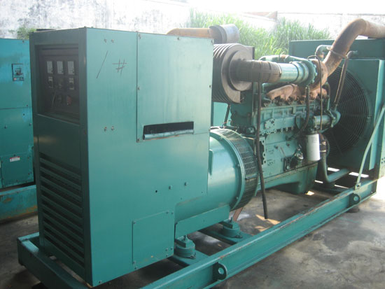 普陀租赁发电机- 发电机碳刷磨损的原因是什么