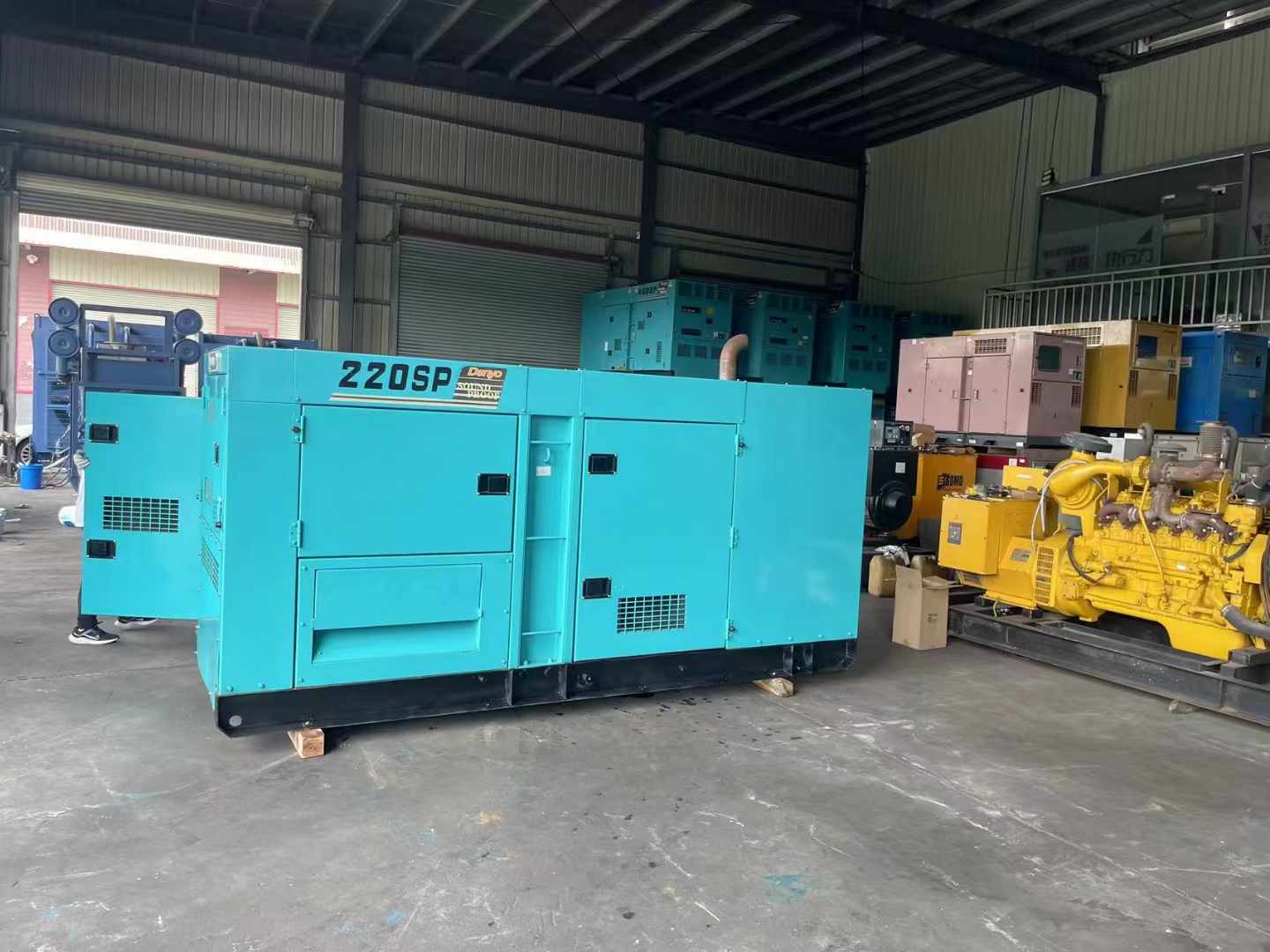 普陀800kW 柴油发电机的输出电流波动范围是多少？